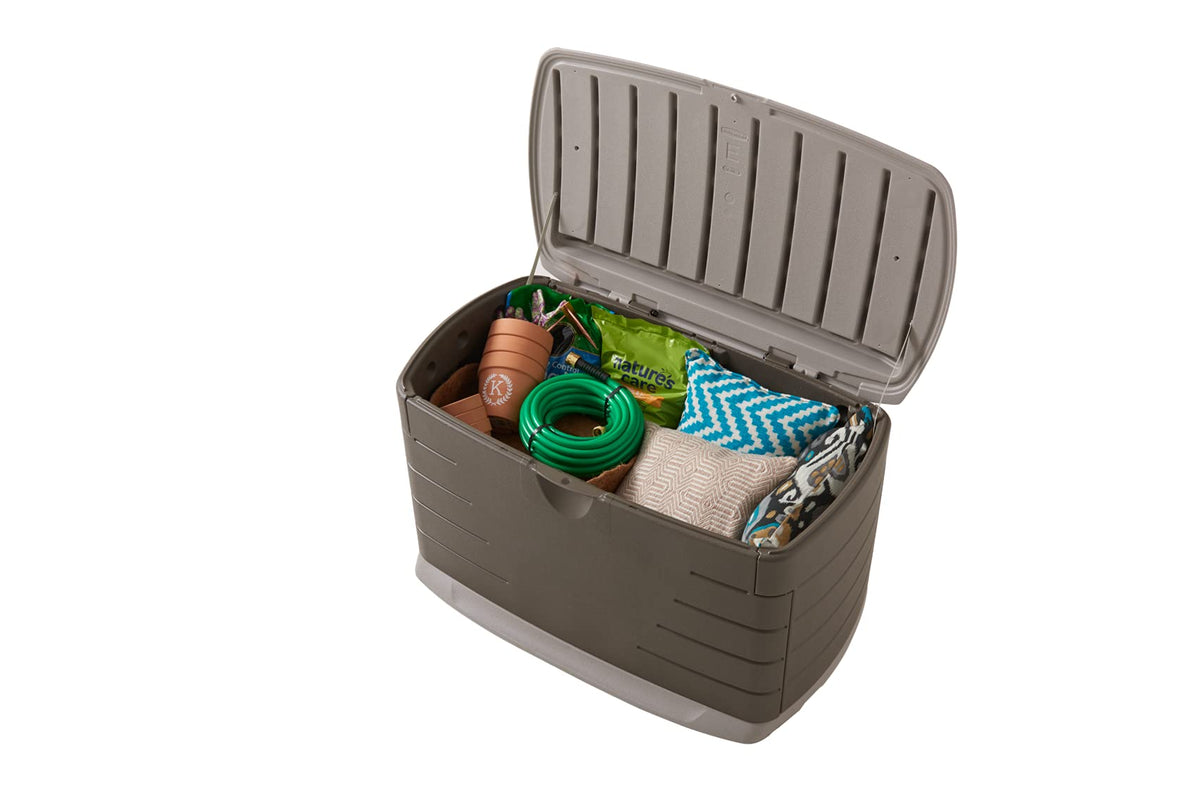 Rubbermaid deck box with water-tight lid keeps rain out
