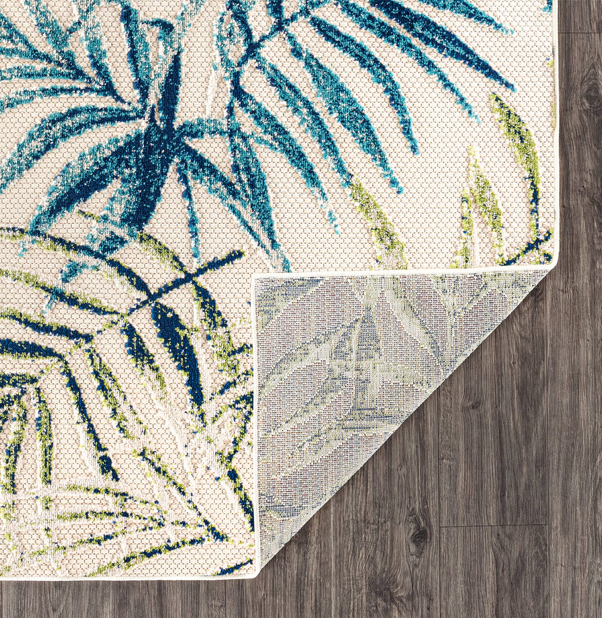 Rugshop Bahama Palm Frond easy-clean rug simplifies spill cleanup and maintenance.