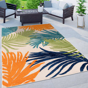 Rugshop Lucca easy-care rug cleans with a hose and quick rinse.