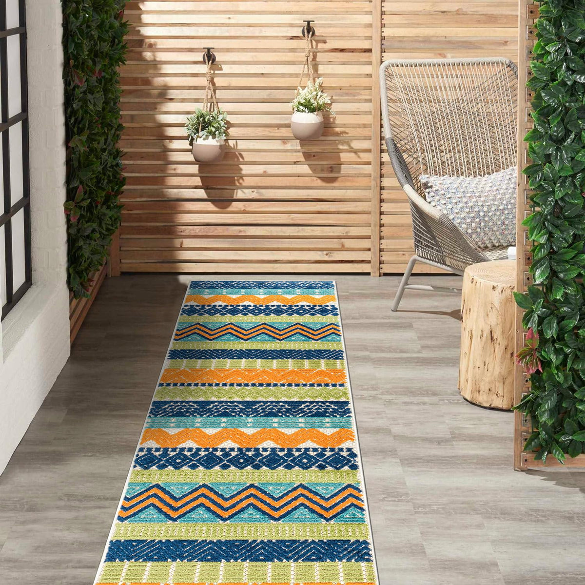 Rugshop Marbella easy-care close-up shows lightweight, roll-out convenience.