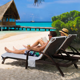 Ruikyhom foldable towel cover is portable for travel and storage.