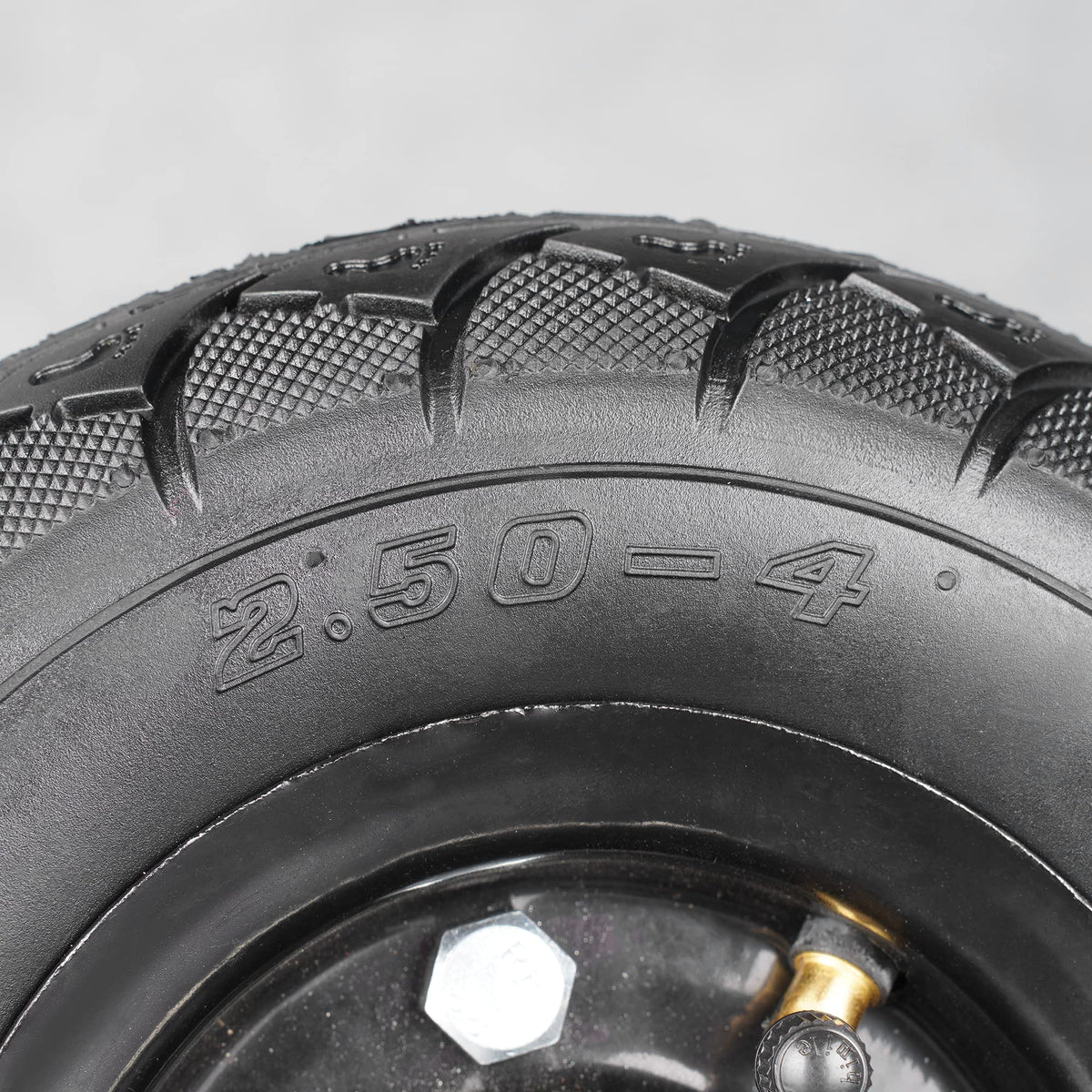 RUTU aggressive tread pattern offers solid traction on dirt and grass.