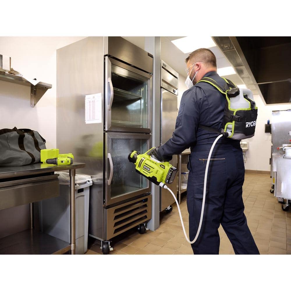 RYOBI ONE+ backpack design supports comfortable, one-handed spraying during longer tasks.