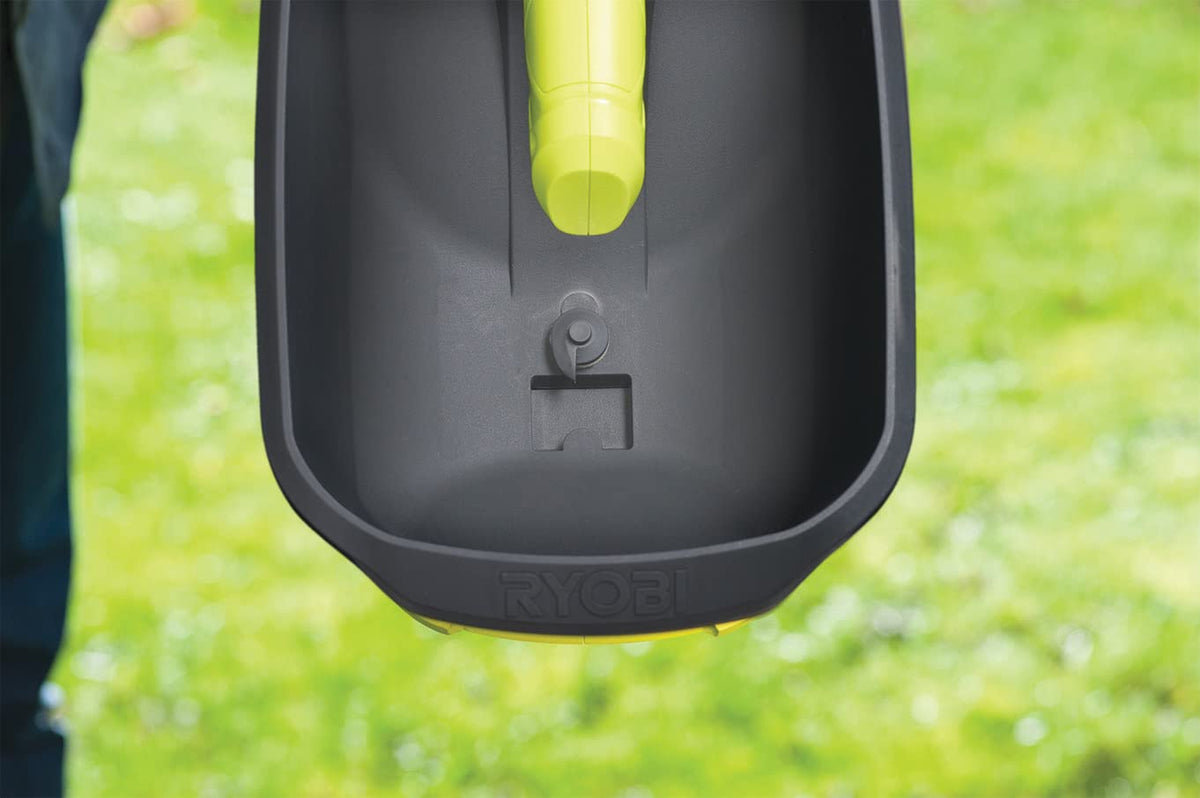 RYOBI OSS1800 handles seed, fertiliser, salt, and dry feed materials.