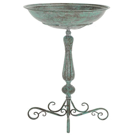 SAFAVIEH antique-distressed finish adds vintage charm to gardens
