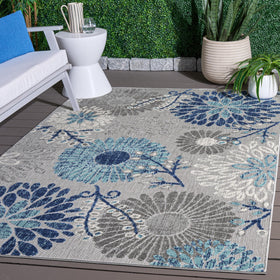SAFAVIEH Cabana outdoor rug pattern close-up showing durable weave.