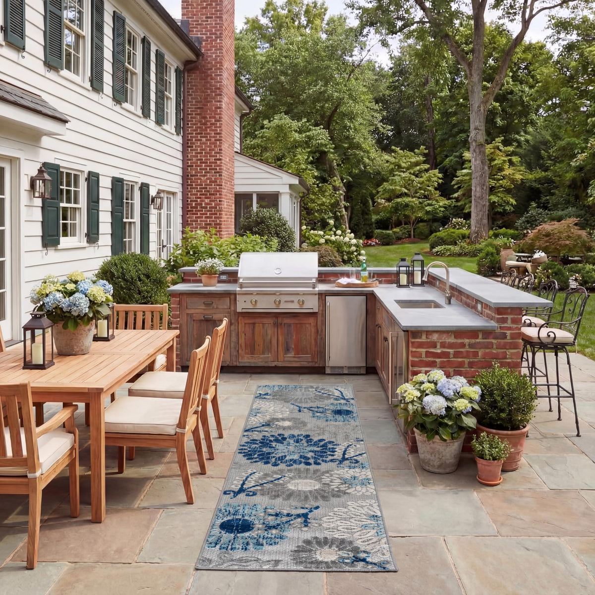 Safavieh Cabana outdoor runner in grey and blue tones, ideal for weather-ready entryways.