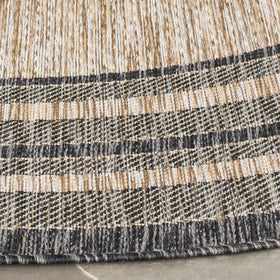 Safavieh Courtyard round rug close-up of weave texture, highlighting durable fibers.