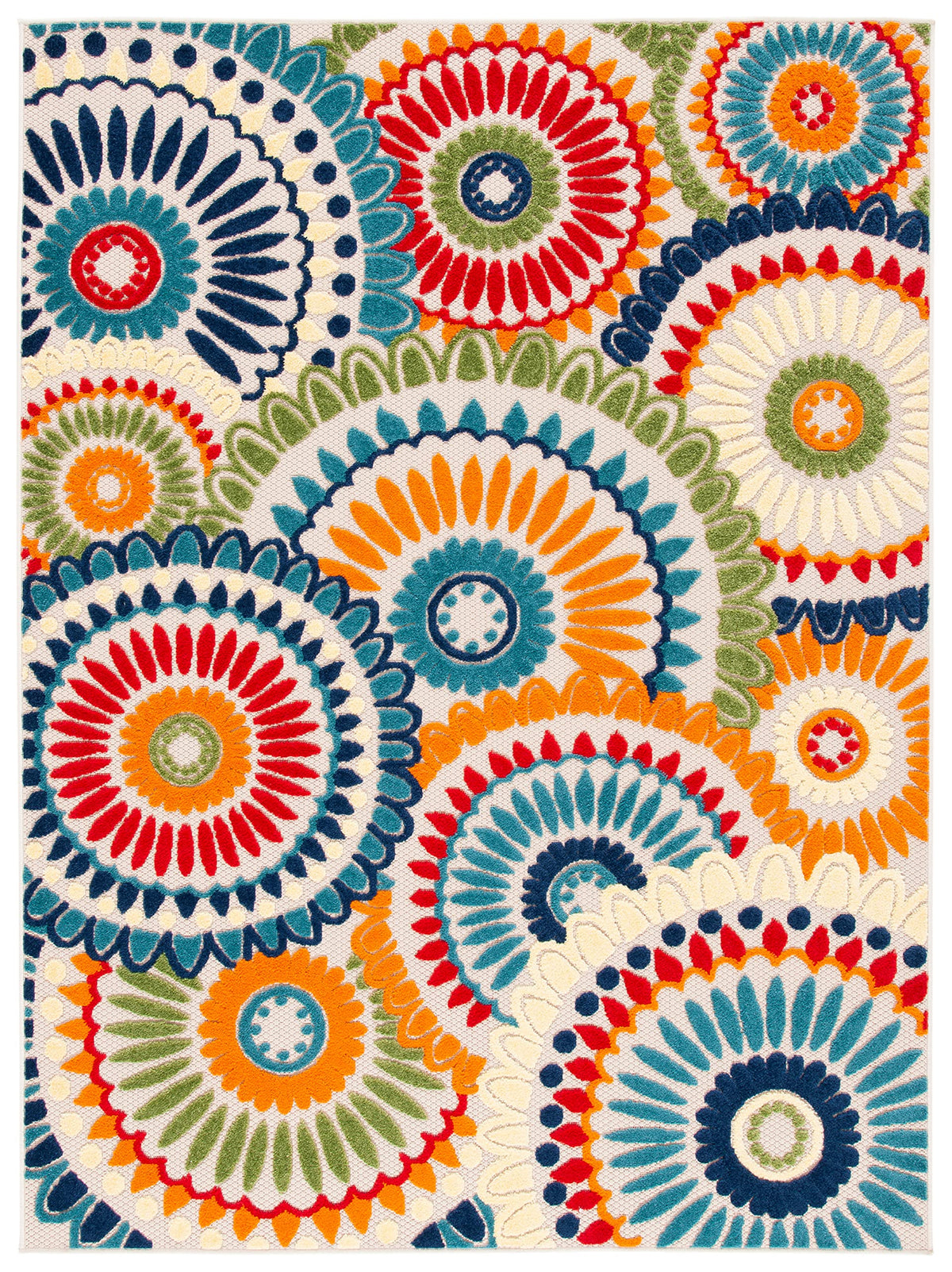 Safavieh outdoor rug with stain-resistant polypropylene for busy homes.