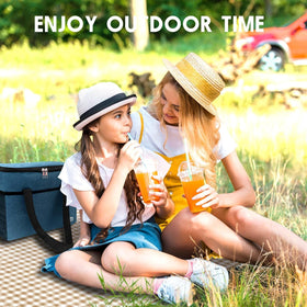 SAMSIER outdoor picnic blanket featuring a gingham design as a stylish family mat