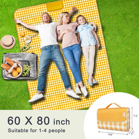Close-up of rugged 600D Oxford cloth showing waterproof and durable surface.