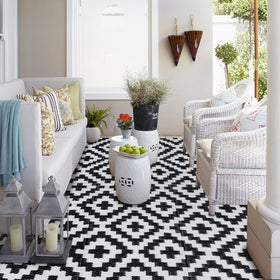 SAND MINE rug at beach picnic for portable outdoor comfort