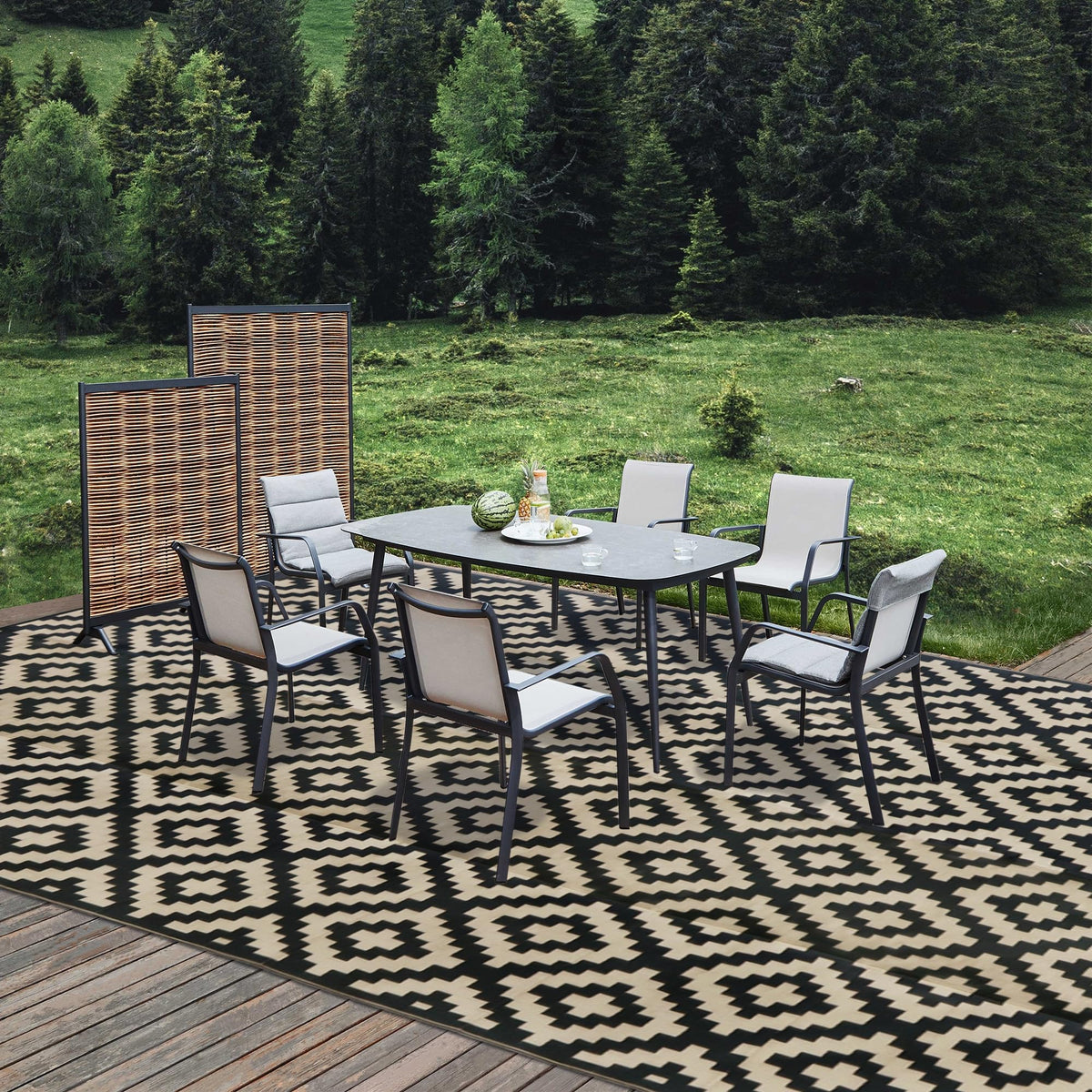 SAND MINE deck-garden rug UV-stabilized to resist fading and wear.