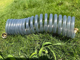 SANFU EVA recoil hose swivel-female connector enables quick spigot attachment.