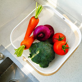 SANHSEHOME durable wire basket suitable for outdoor use during picnics.
