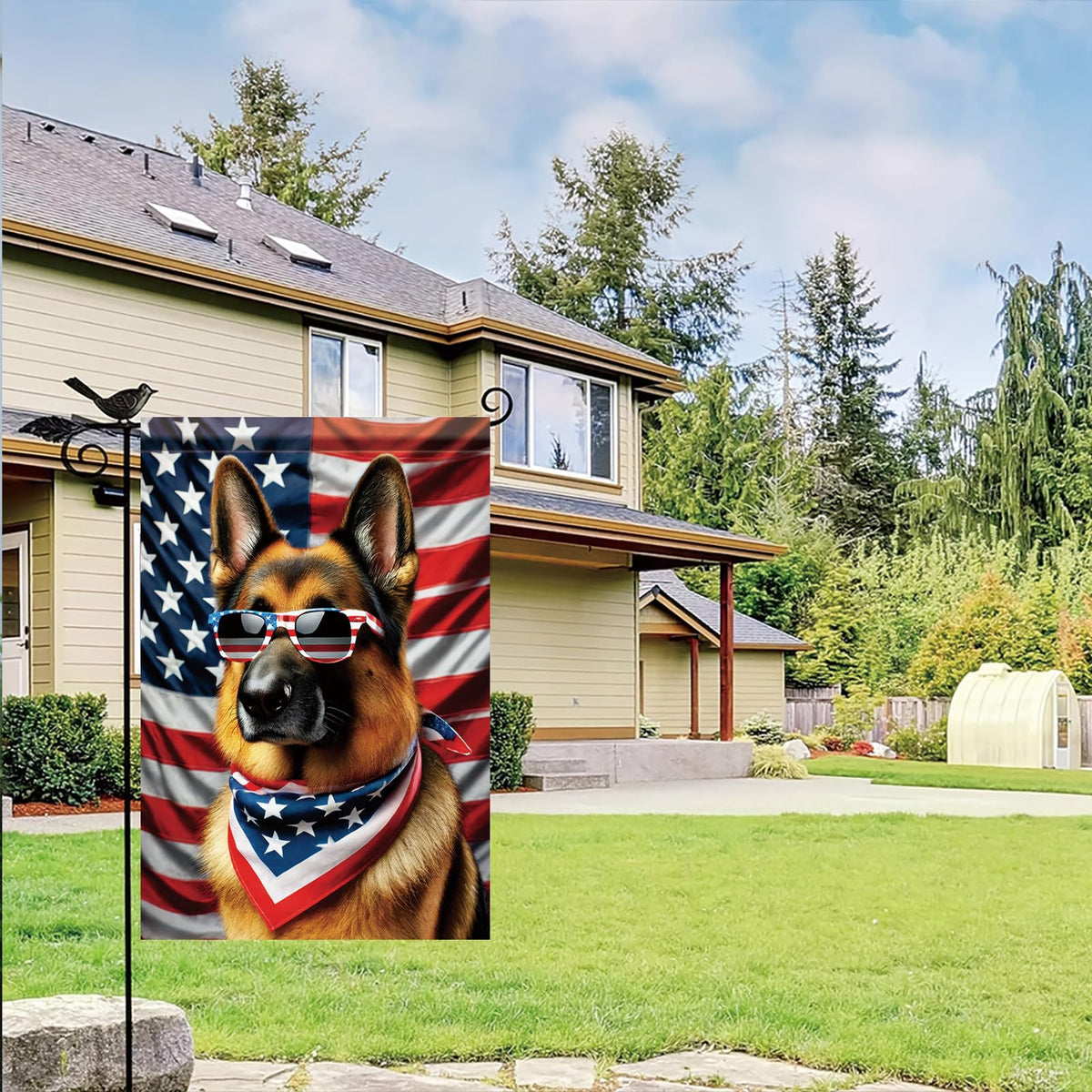 Saoplasa porch and yard flag; easy hanging on porch or fence.
