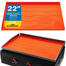 SaporeArt 28in griddle cover on Blackstone surface provides precise fit and protection.
