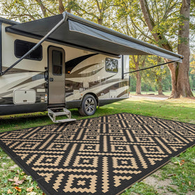 Sarben outdoor rug UV coating protects against heat and fading.