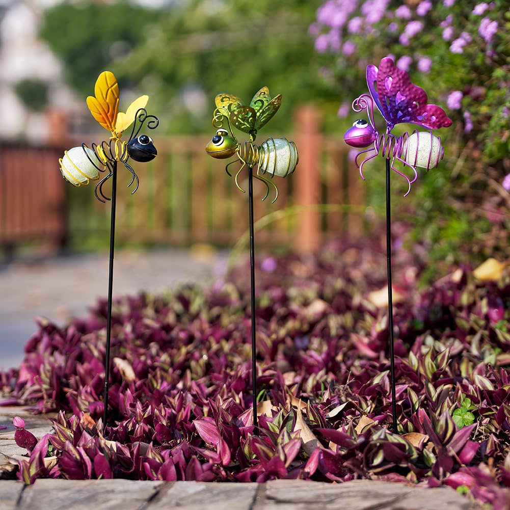 SATHGA waterproof garden ornament stays colorful through rain and shine.