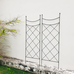 Lightweight SCENDOR GARDEN trellis for flexible garden layouts