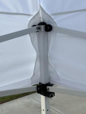 SCOCANOPY white 10x10 replacement cover back view ensures uniform exhibit aesthetics.