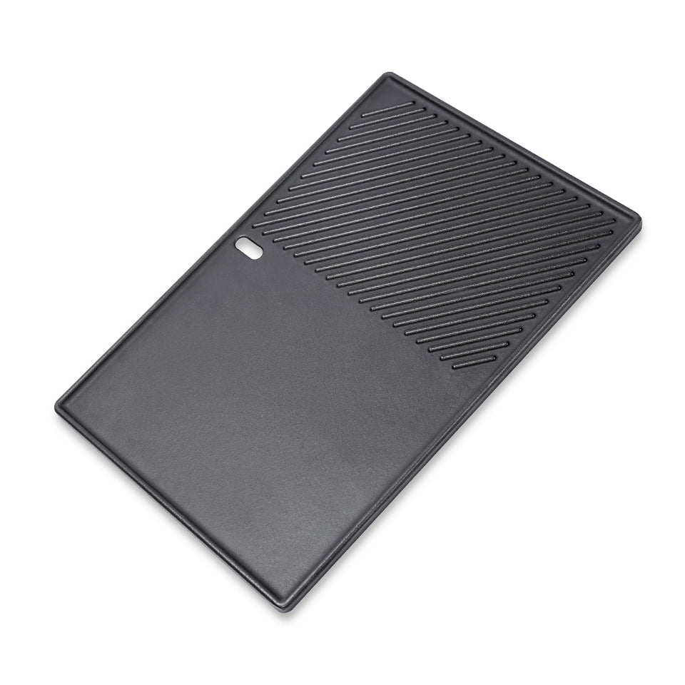 SearCook 17.5-inch cast iron grill griddle on a Weber setup for even heat