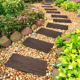 Sekcen anti-slip stepping stones ensure safe traversal even when surfaces are wet.