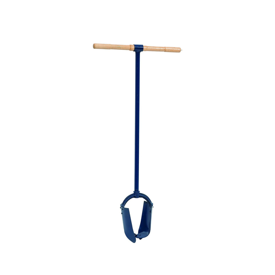 Seymour S500 IWAN Auger with hardwood handle for efficient soil digging