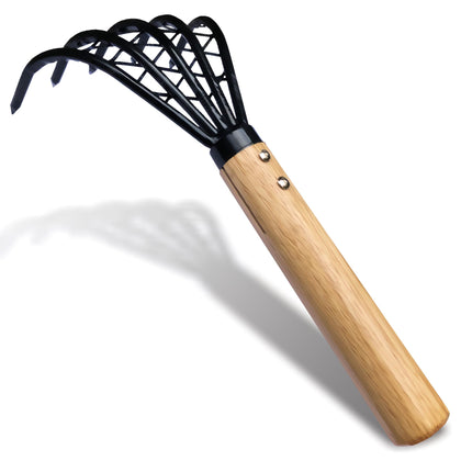 SHANFEEK garden rake 5-claw detatcher for easy soil loosening and weed control.
