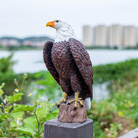 SHAODIE eagle sculpture front view highlights hand-painted detail for outdoor display