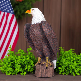 SHAODIE eagle sculpture can accent porches and indoor spaces with patriotic charm