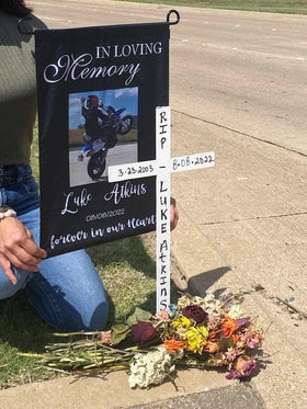 SHINCEL memorial cross alloy steel construction for lasting strength.
