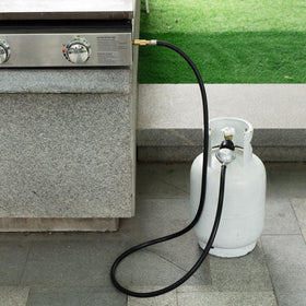 Compatible with 5–40 lb tanks for longer backyard cooking sessions.