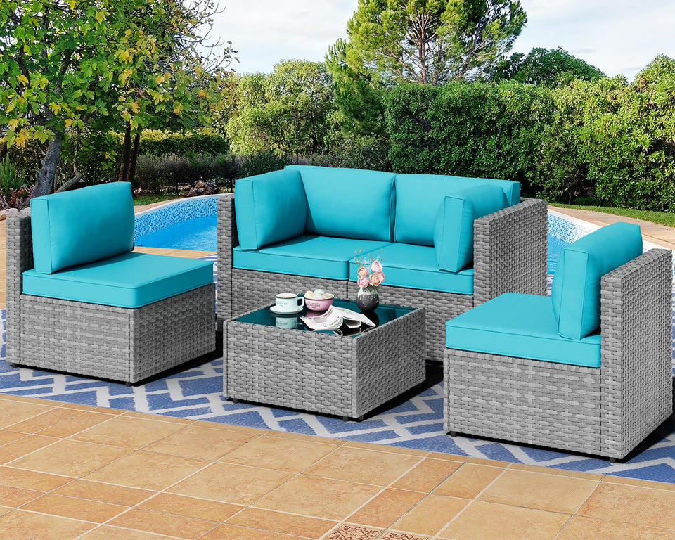 Shintenchi 5-piece outdoor set corner sofa with blue cushions for poolside lounging.