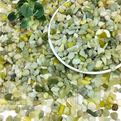 SHIZWU jade pebbles 3/8 inch in pots for moisture retention and aesthetic appeal.