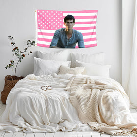 Bright, fade-resistant polyester fabric of Shmbada flag.
