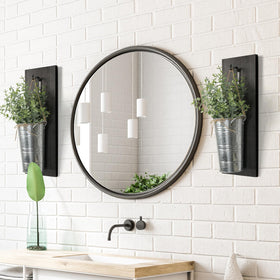 SHOHAYTO powder-coated artificial eucalyptus leaves maintain a realistic look.