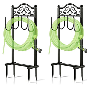 Shomextol 2-pack hose holder with four spikes for stable outdoor storage.