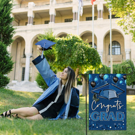 ShuanQ Class Of 2025 yard decor fits graduation celebrations outdoors.