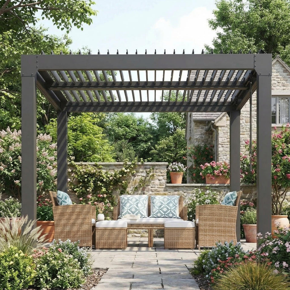 Sierrasquad louvered roof close-up showing adjustable shading.