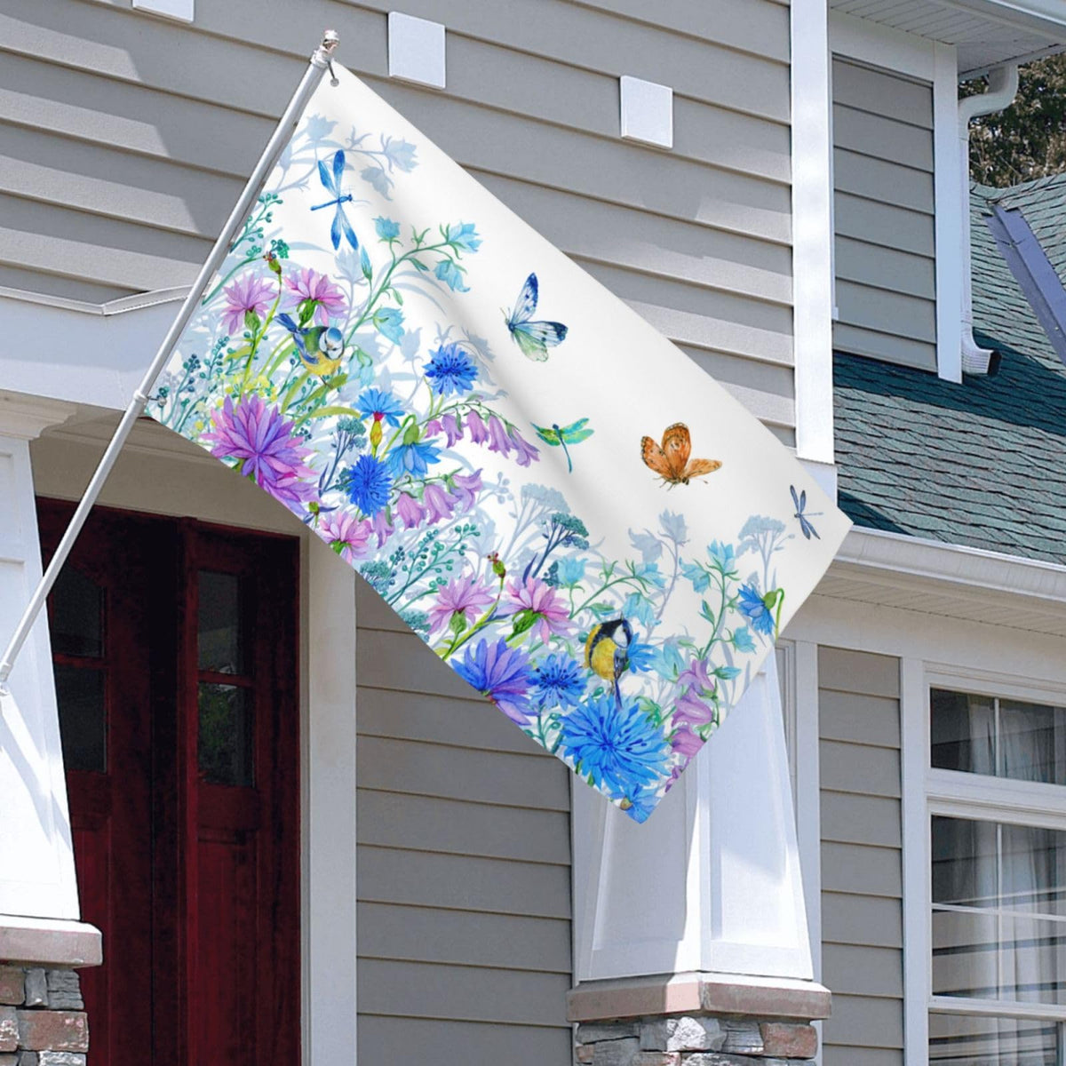 Siiuuol yard-banner flag welcoming guests and brightening spaces