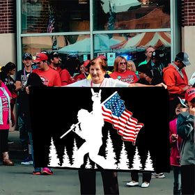 Great gift idea: Siixoi Bigfoot flag for friends and neighbors.