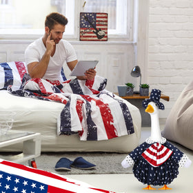 Silicherry complete patriotic clothing set for 23-inch geese enhances festive theme.