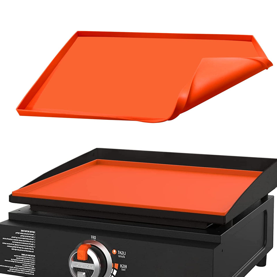 Silroera silicone griddle mat cover for 17-inch Blackstone protects the surface from debris.