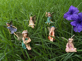 SisBroo resin fairy garden figurine close-up highlights durable, eco-friendly material.
