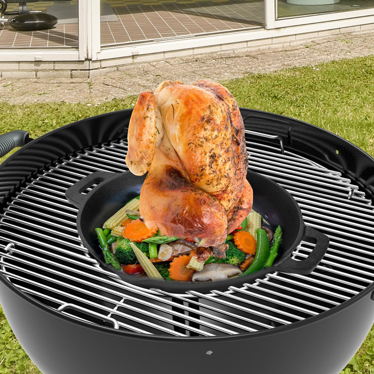 Skyflame Charkettle compatible with 22 inch Weber Kettles for versatility.