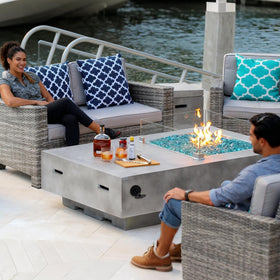 Compatible with natural gas or propane up to 300,000 BTU for versatile outdoor flames