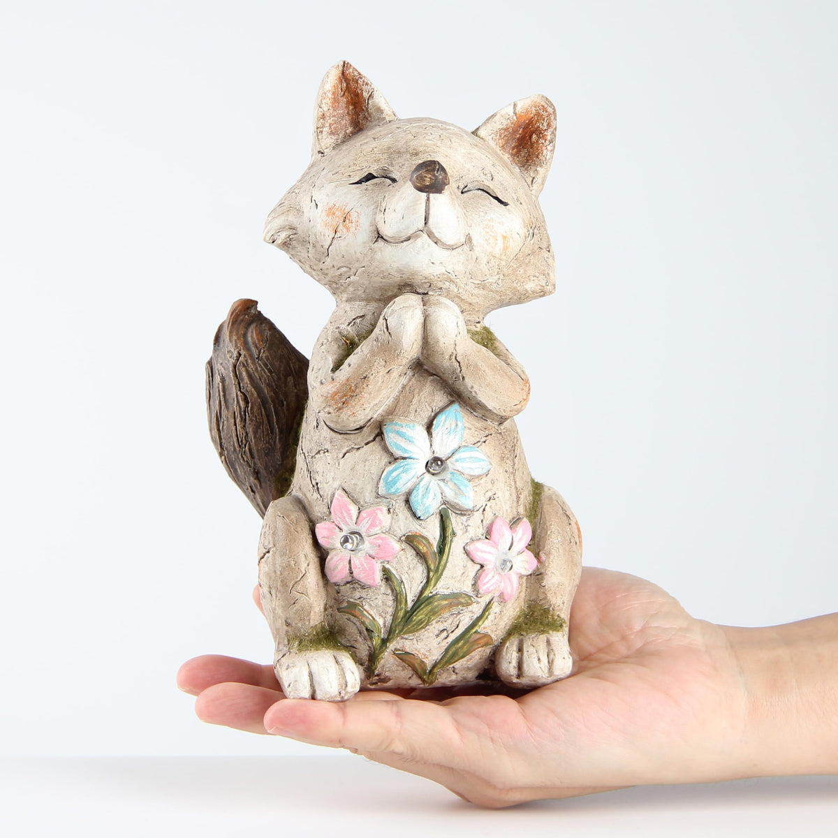 Smadeer praying fox figurine waterproof provides a tranquil focal point.