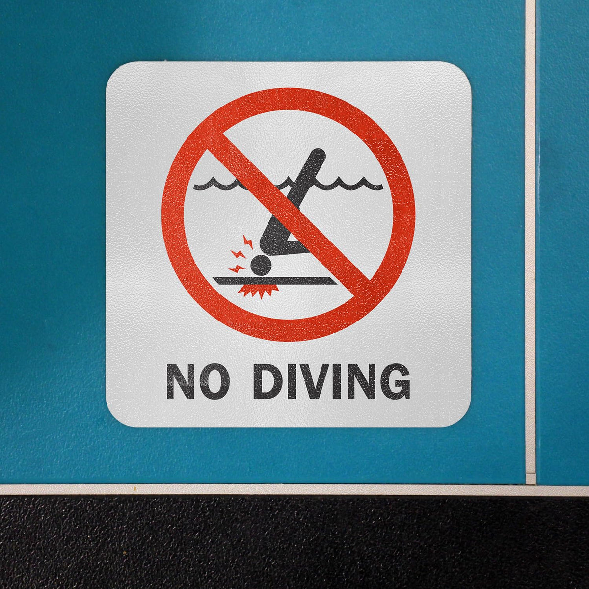 Durable 20-mil vinyl sign built for high-traffic pool areas and outdoor exposure.