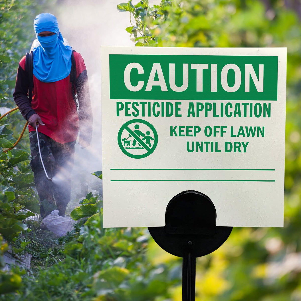 SmartSign tearproof HDPE sign withstands moisture and dirt in harsh conditions.